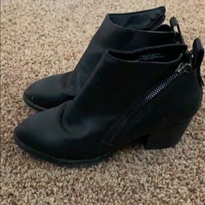 Short Black Booties